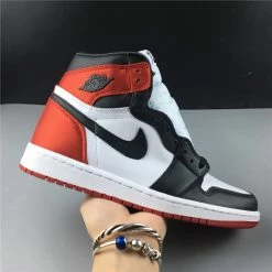 Hypeyourbeast Air Jordan 1 Retro High WMNS'Satin Black Toe'