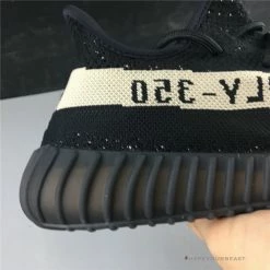 Hypeyourbeast Adidas Yeezy Boost 350 V2'Oreo Black / White'