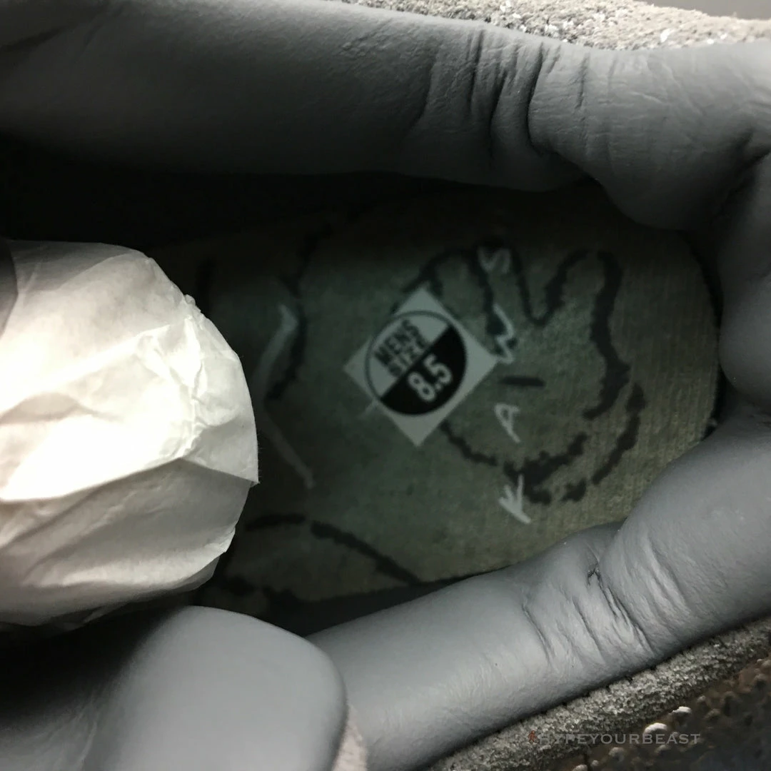 Hypeyourbeast Jordan 4 X KAWS Gray