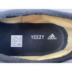 Hypeyourbeast Yeezy Knit Runner'Sulfer'