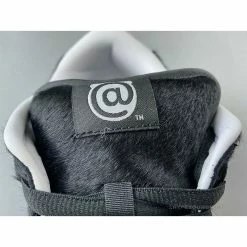 HypeYourBeast Nike SB Dunk Low Pro'Medicom Toy'