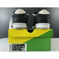 HypeYourBeast Nike SB Dunk Low Pro'Medicom Toy'