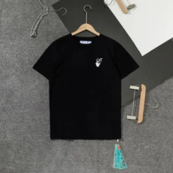 Hypeyourbeast OFF-WHITE Gradient Classic Cross Arrow Tee Shirt 'BLACK'
