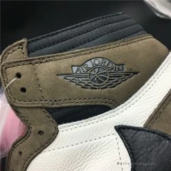 Hypeyourbeast Travis Scott X Air Jordan 1 Retro High OG'Mocha'