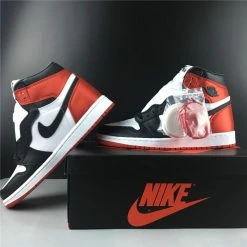 Hypeyourbeast Air Jordan 1 Retro High WMNS'Satin Black Toe'
