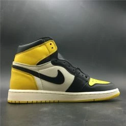 Hypeyourbeast Air Jordan 1 Mid'Yellow Toe'