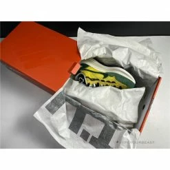 Hypeyourbeast Sacai X Nike Pegasus Vaporfly Green