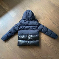 HypeYourBeast Hoodies & Jackets Moncler Puffer Jacket Blue