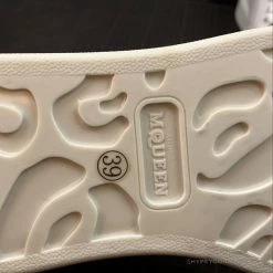 HypeYourBeast Alexander McQueen White / Navy