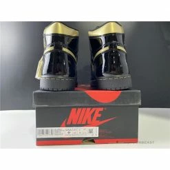 Hypeyourbeast Air Jordan 1 High'Black Metallic Gold'