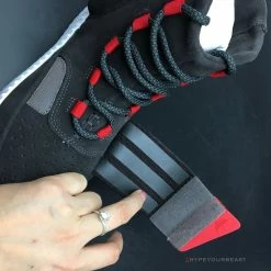 Hypeyourbeast Yeezy Boost 750 Black / White / Supreme