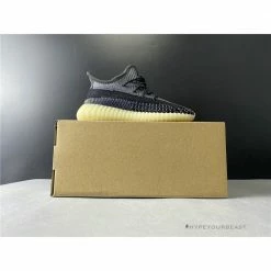 Hypeyourbeast Adidas Yeezy Boost 350 V2'Carbon'
