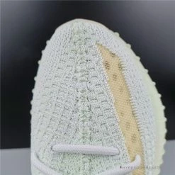 Hypeyourbeast Adidas Yeezy Boost 350 V2'Hyperspace'