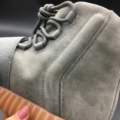 Hypeyourbeast Yeezy Boost 750 Light Grey