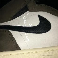 Hypeyourbeast Travis Scott X Air Jordan 1 Retro High OG'Mocha'