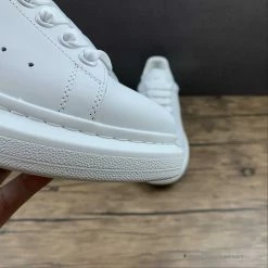 HypeYourBeast Alexander McQueen White / Green A. Mcqueen