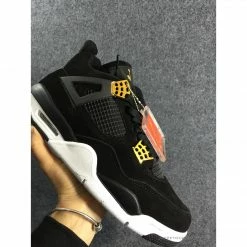 Hypeyourbeast Air Jordan 4 Retro Royalty
