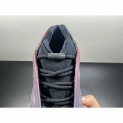 Hypeyourbeast Adidas Yeezy 700 V3'Fade Carbon'