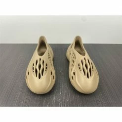 Hypeyourbeast Adidas Yeezy Foam Runner'Ochre'