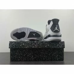 Hypeyourbeast Air Jordan 4 Retro'Military Black'