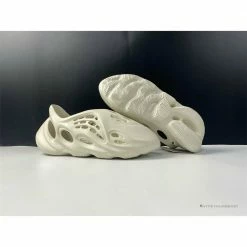 Hypeyourbeast Yeezy Foam Runner Sand