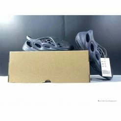 Hypeyourbeast Adidas Yeezy Foam Runner'Mineral Blue'