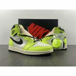 Hypeyourbeast Air Jordan 1 Retro High OG 'Visionnaire'