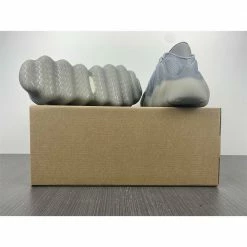 Hypeyourbeast Adidas Yeezy 400'Coconut Grey'