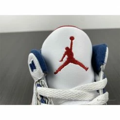 Hypeyourbeast Air Jordan 3 Retro OG'True Blue'