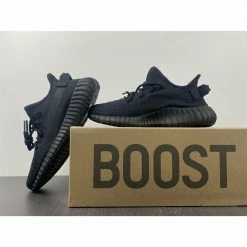 Hypeyourbeast Adidas Yeezy Boost 350 V2'Onyx'