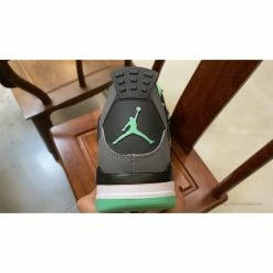 Hypeyourbeast Air Jordan 4 Retro'Green Glow'