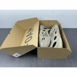 Hypeyourbeast Yeezy Foam Runner Beige