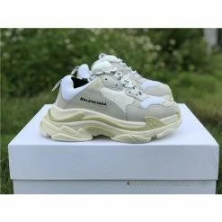 Hypeyourbeast BCG Triple S Sneakers Cream / White Balenciaga