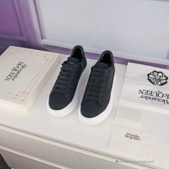 Hypeyourbeast Alexander McQueen Black / White Sole Lace Up Sneaker