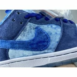 Hypeyourbeast Nike SB Dunk Low'Stangelove Blue'