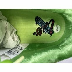 Hypeyourbeast Nike SB Dunk Low'Strange Love Green'