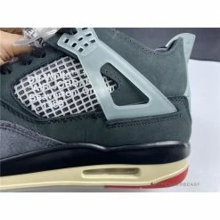 Hypeyourbeast Off White X Air Jordan 4'Bred'