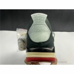 Hypeyourbeast Off White X Air Jordan 4'Bred'