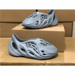 Hypeyourbeast Yeezy Foam Runner Grey
