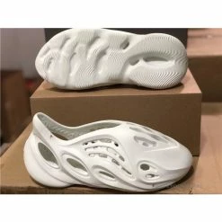 Hypeyourbeast Yeezy Foam Runner White