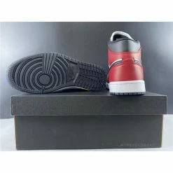 Hypeyourbeast Air Jordan 1 Mid'Chicago'