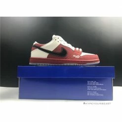 HypeYourBeast Nike SB Dunk Low'Roller Derby'