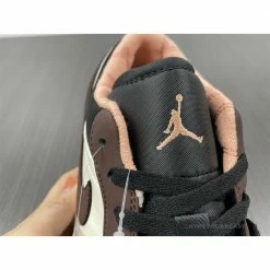 Hypeyourbeast Air Jordan 1 Low'Mocha'