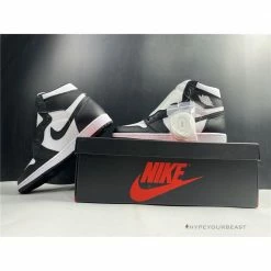 Hypeyourbeast Air Jordan 1 Retro High OG'Black White'