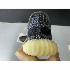 Hypeyourbeast Adidas Yeezy Boost 350 V2'Carbon'