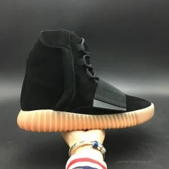 Hypeyourbeast Yeezy Boost 750 Chocolate