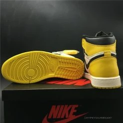 Hypeyourbeast Air Jordan 1 Mid'Yellow Toe'