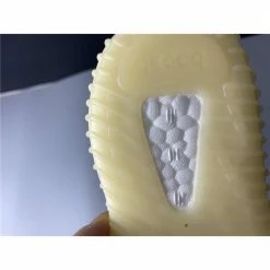 Hypeyourbeast Adidas Yeezy Boost 350 V2'Carbon'