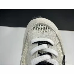 Hypeyourbeast Sacai X Nike Pegasus Vaporfly White / Red