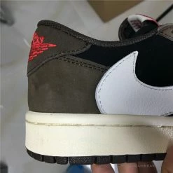 Hypeyourbeast Travis Scott X Air Jordan 1 Low'Mocha'
